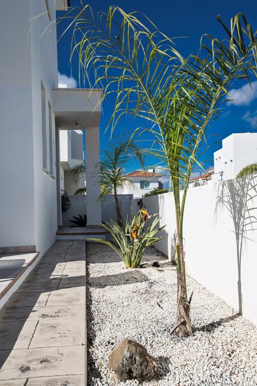 Avra Villas Паралімні Номер фото