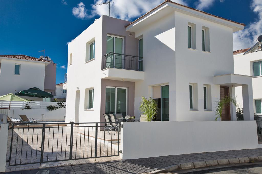 Avra Villas Паралімні Номер фото