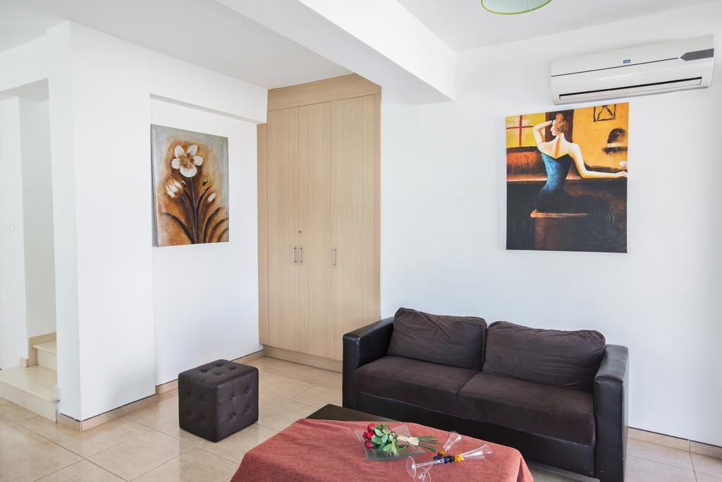 Avra Villas Паралімні Номер фото