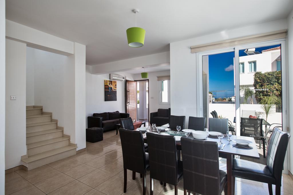 Avra Villas Паралімні Номер фото